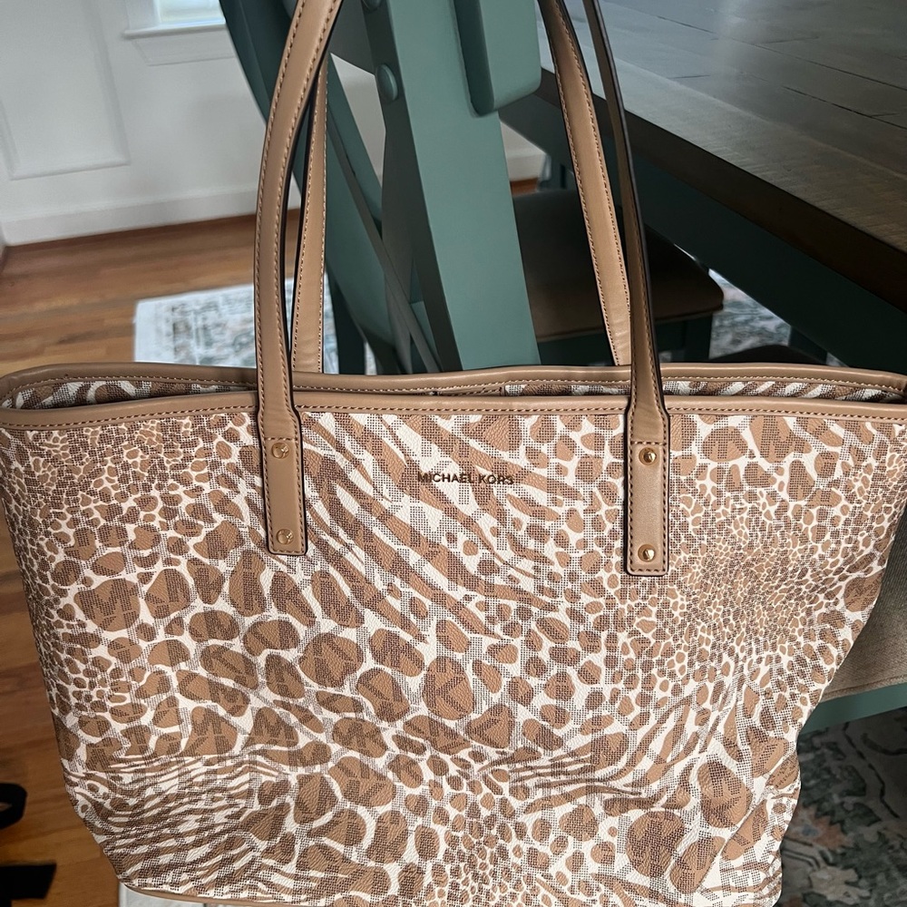 NWOT Michael Kors Brown and Cream Animal Print Tote